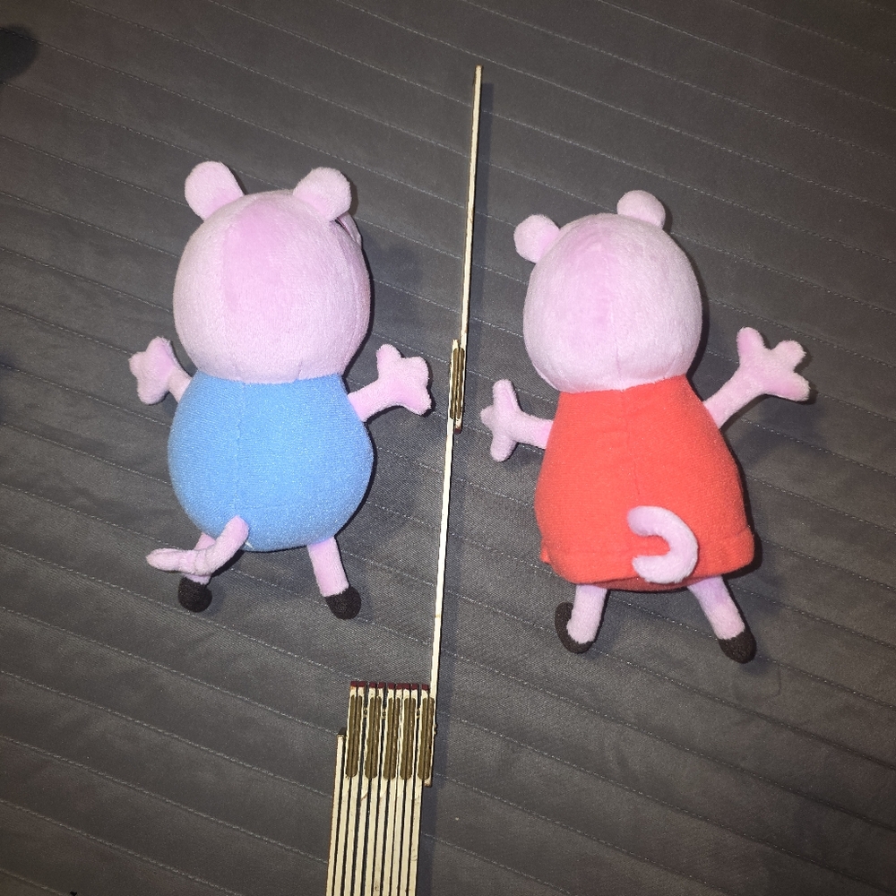 Peppa Pig And Friends‎ Lot Of 4 GUC Plushies 2= 11in 2 =7in Like New - Picture 12 of 13